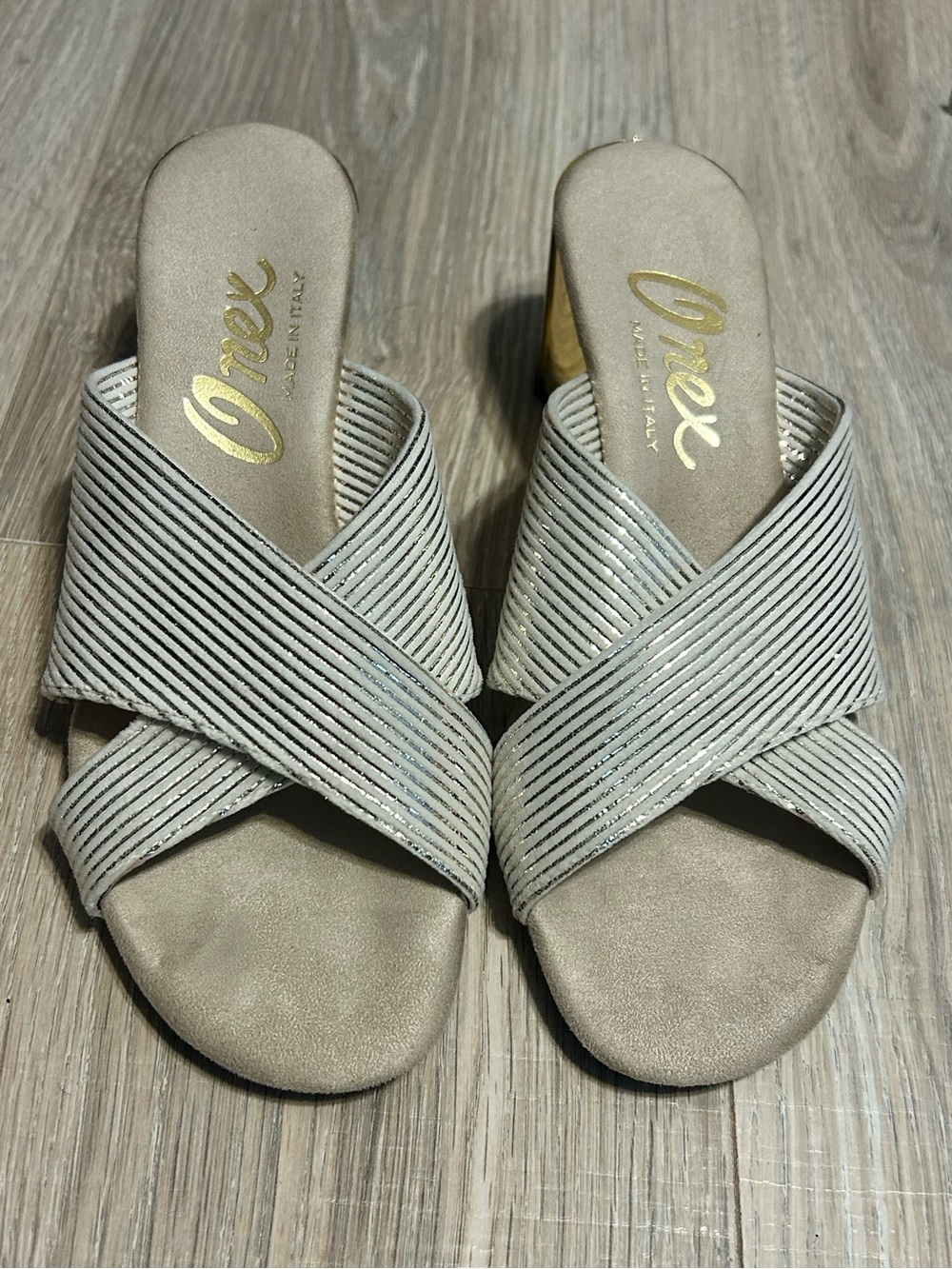ONEX Cream Crisscross Slide Sandals